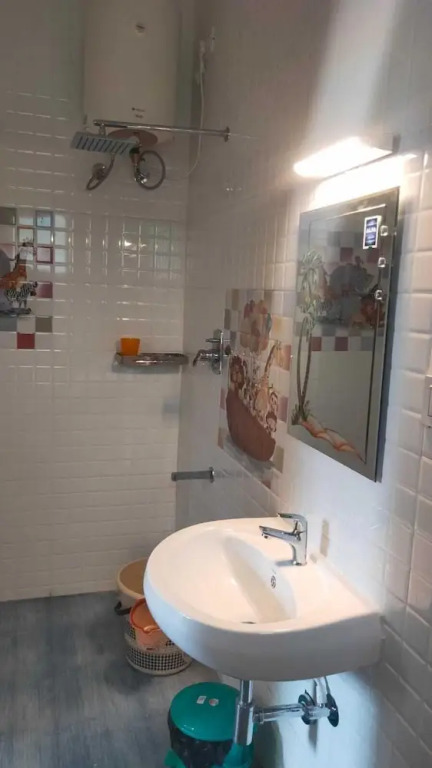A.V.N Homestay