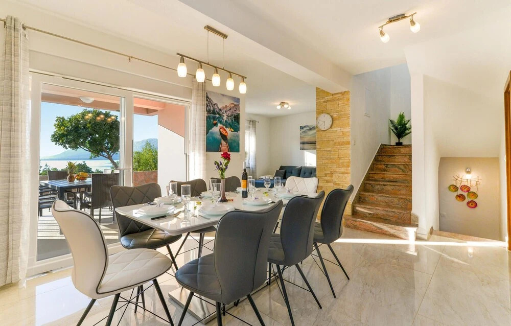 Gorgeous Home In Rovanjska