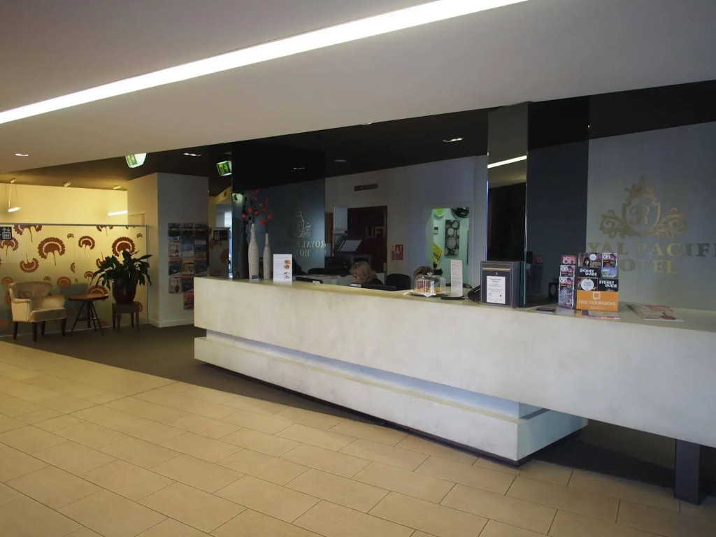Royal Pacific Hotel