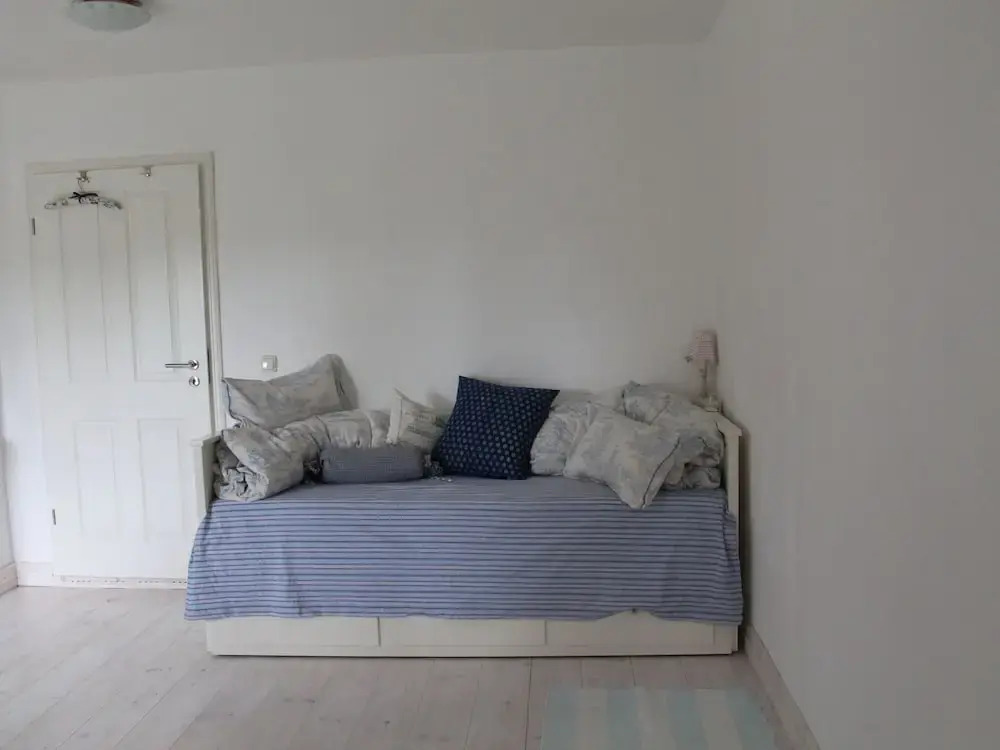 Gorgeous apartment in Neuburg with terrace
