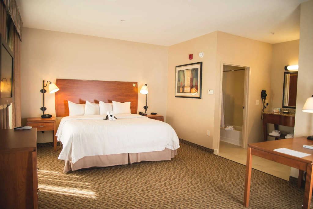 Hampton Inn & Suites Greeley