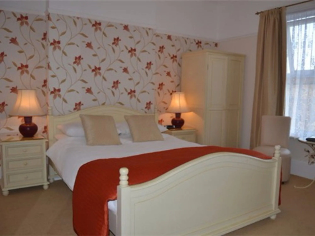 Birkdale Guest House
