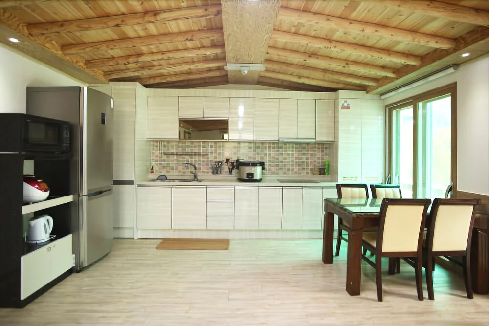 Asan Gracia Pension