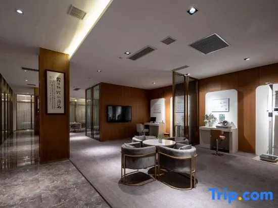 Wuzhishan Qingneng Lijingwan Hotel