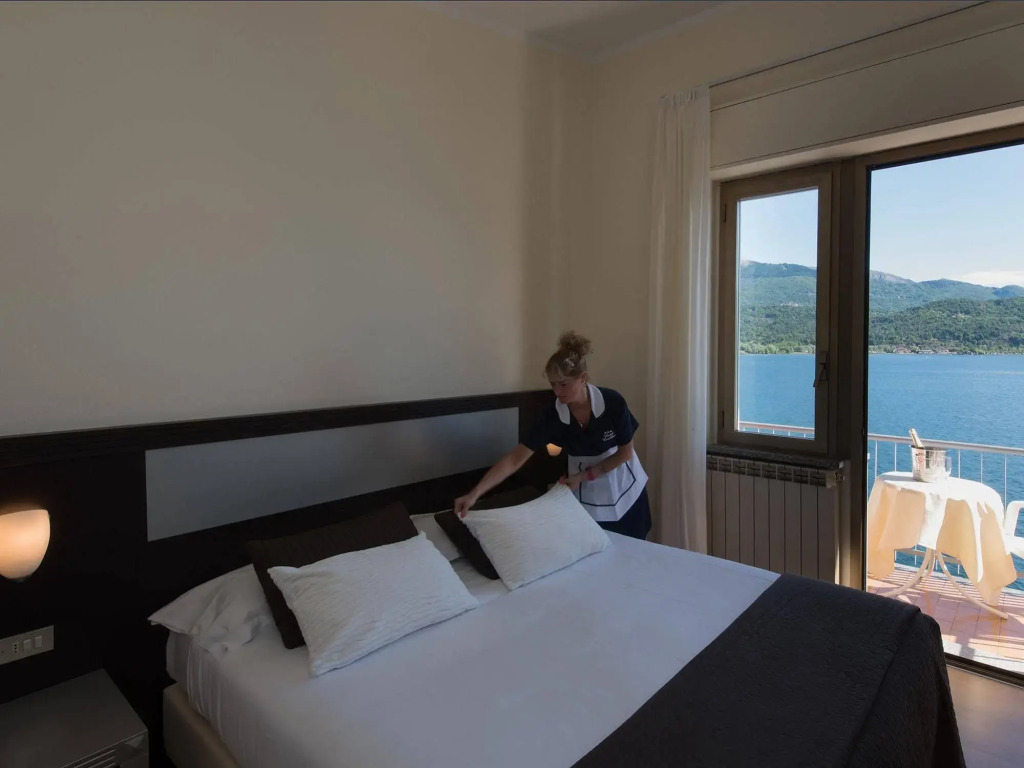 Hotel Carillon