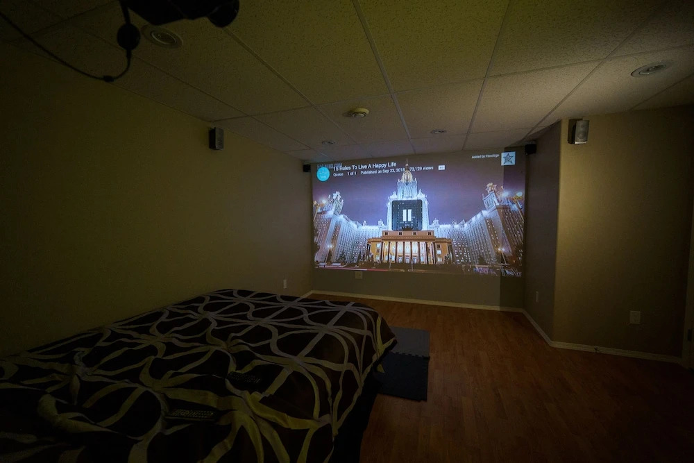 Lakewood's Local Living Quarters