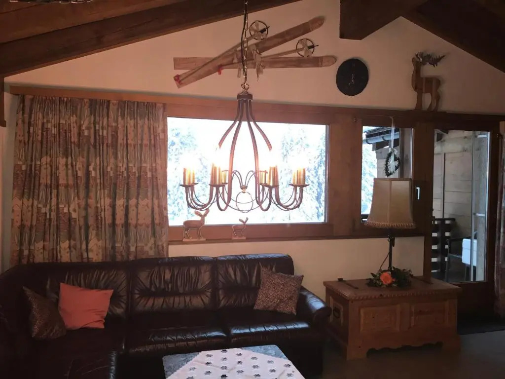 Ferienwohnung Laax mit Traumblick, großem Balkon und Terrasse