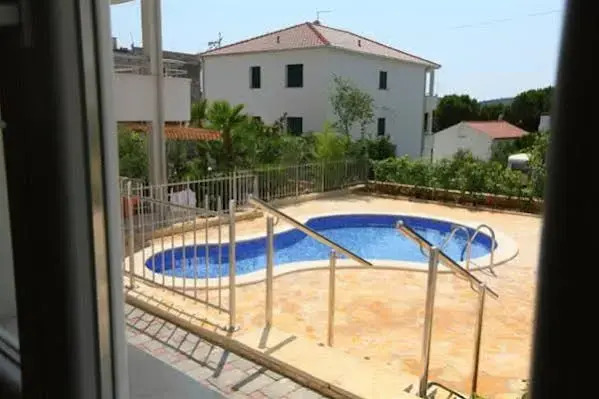 Apartments Paradise