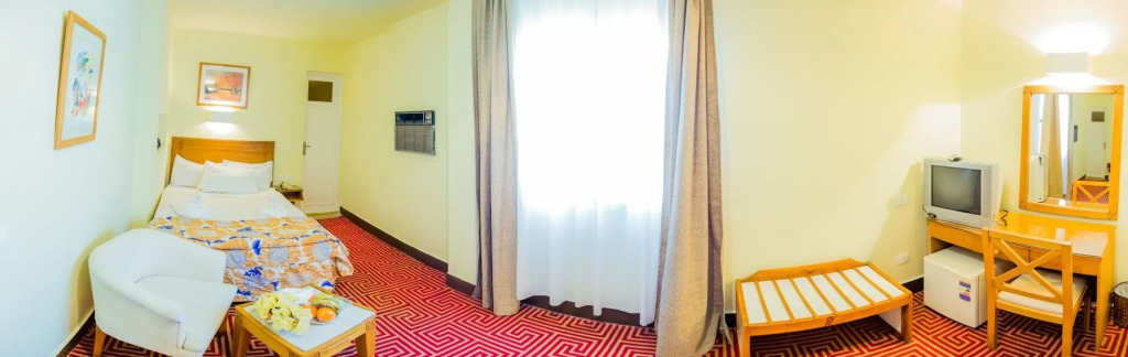 Hapi Hotel