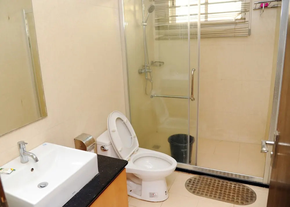 De Skywood Hotel and Suites