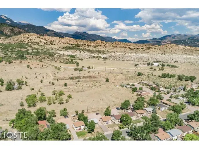 2BR Garden-level Great Outdoors Dog Friendly