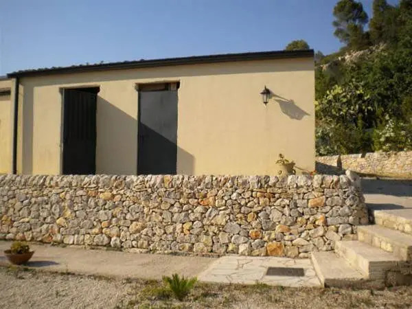 Oasi Monte Rhenna