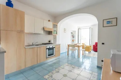 LUIMAR Holiday House