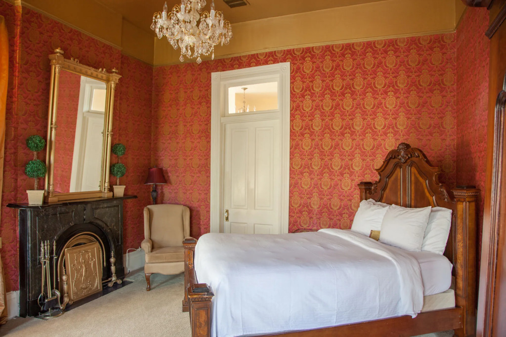 The Cornstalk Hotel