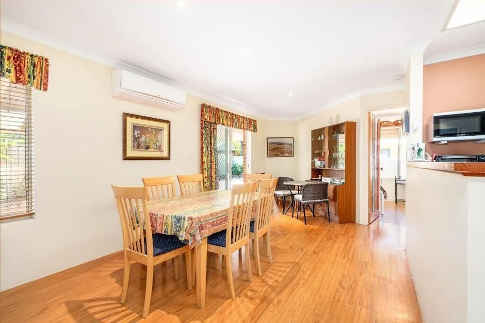 Hidden Gem Getaway in Dunsboroughs Heart