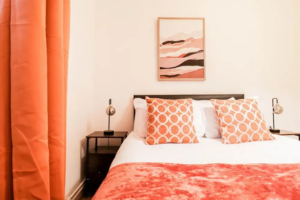 Gorgeous 3 Bedroom Hampstead Property