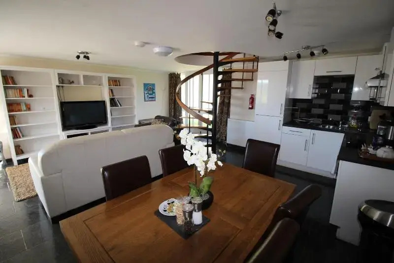 Dolgun Uchaf Historic B&B and Cottages with Boutique Bedrooms In The Heart of Snowdonia