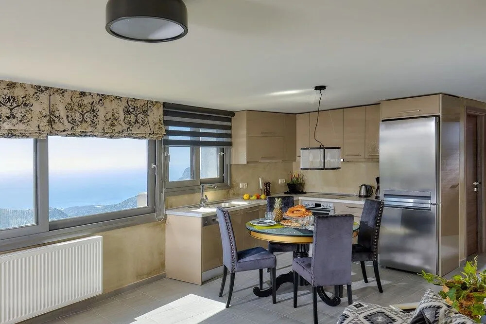Seli Sea View Apartments and Studios