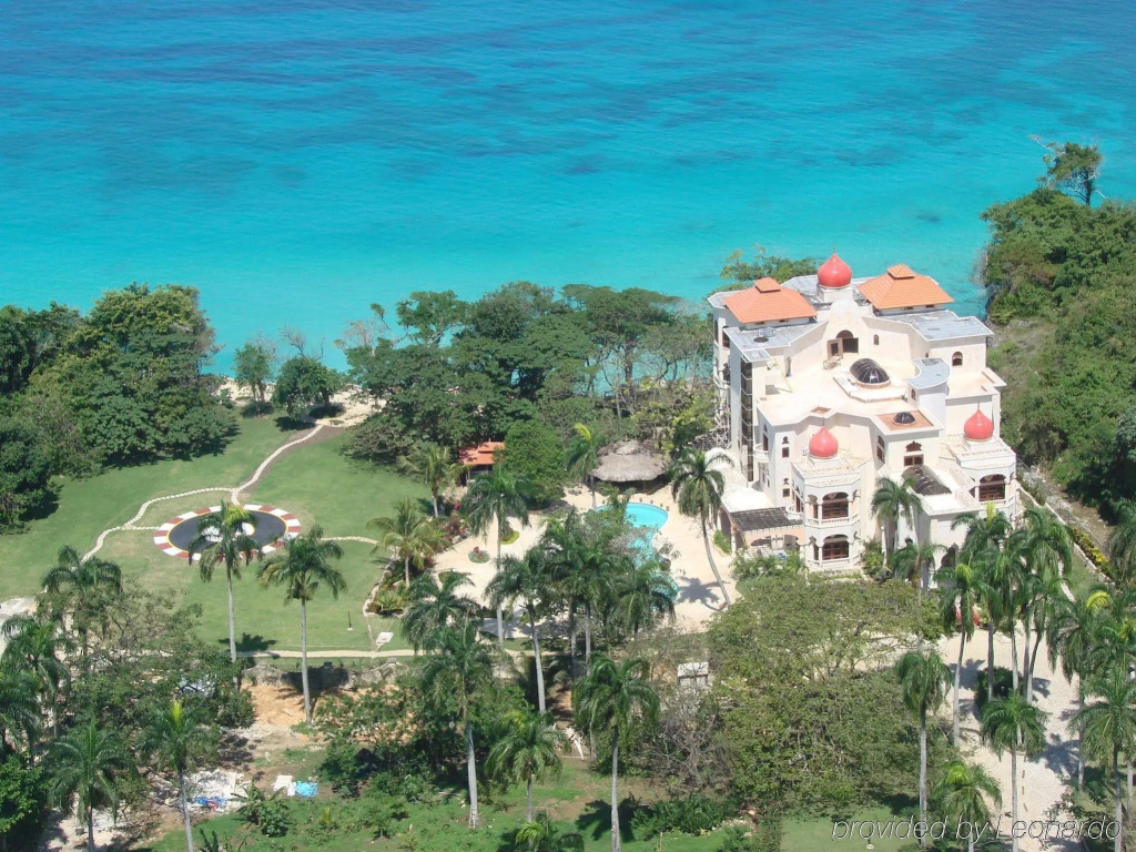 The Balaji Palace at Playa Grande