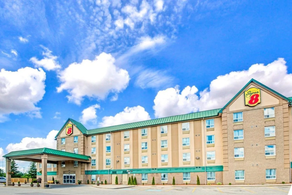 Four Points by Sheraton Vaughan