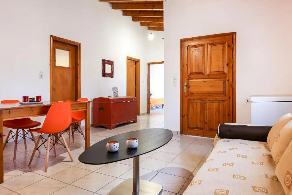 Creta 2 bedrooms 6 persons village house