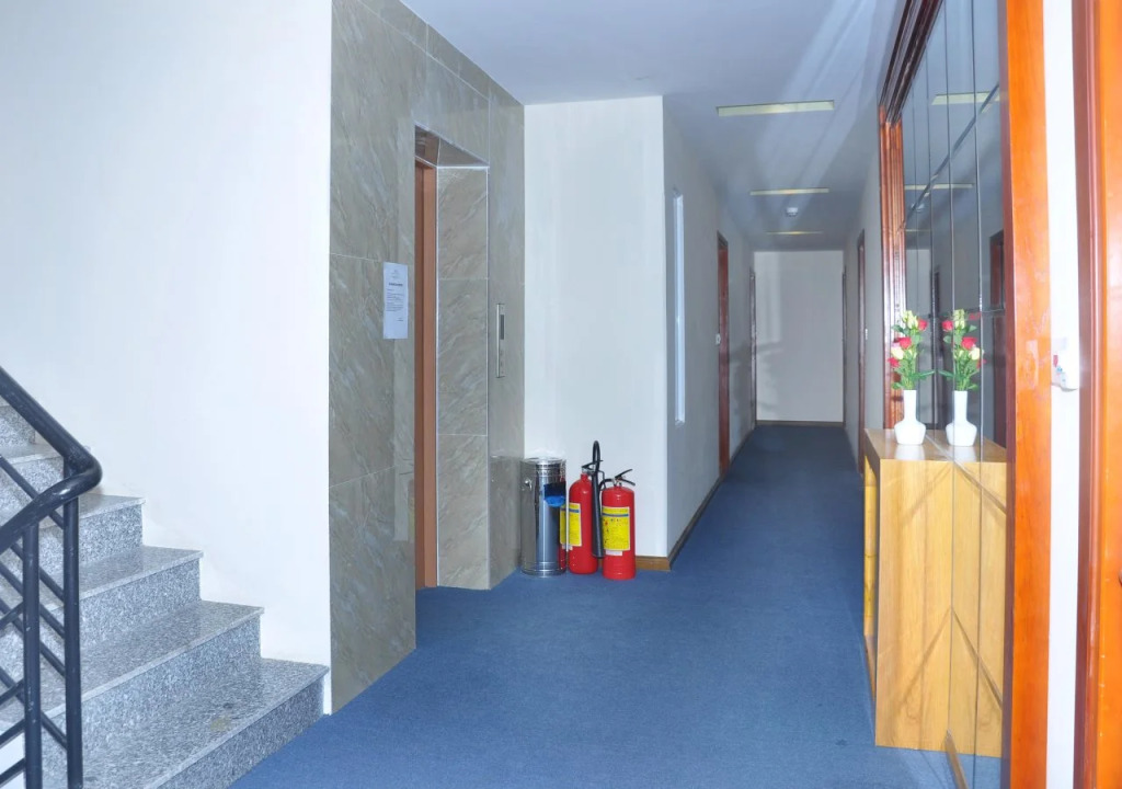 Queen Central Hotel - Ben Thanh Market
