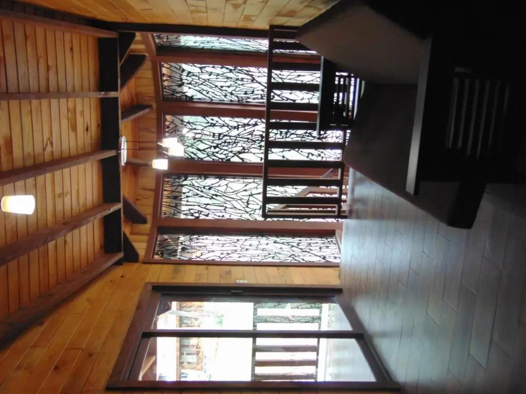 Cabaña dentro del Bosque para 24 Personas