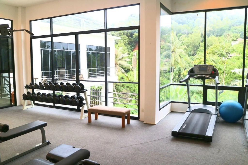 Luxury Apartment at Karon Hill