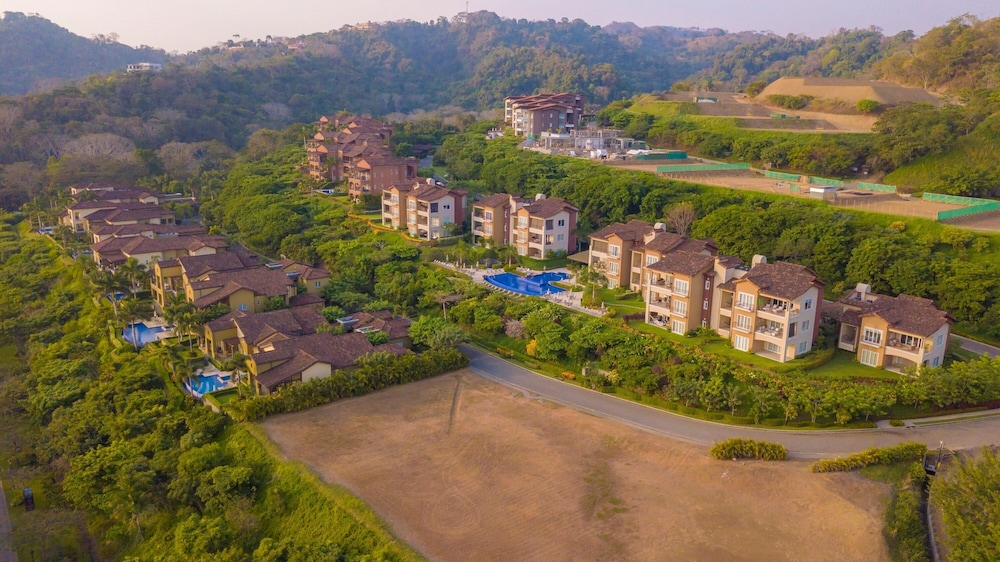 Miramar 2D 3 bdr Ocean View in Los Suenos
