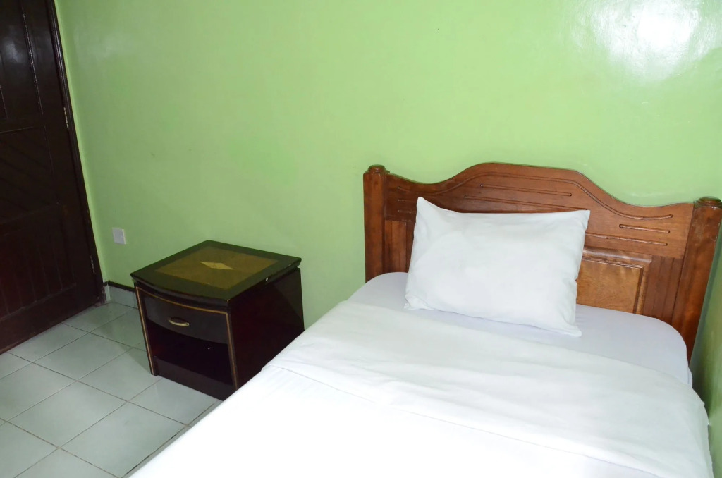Sir Kanja's Hotel