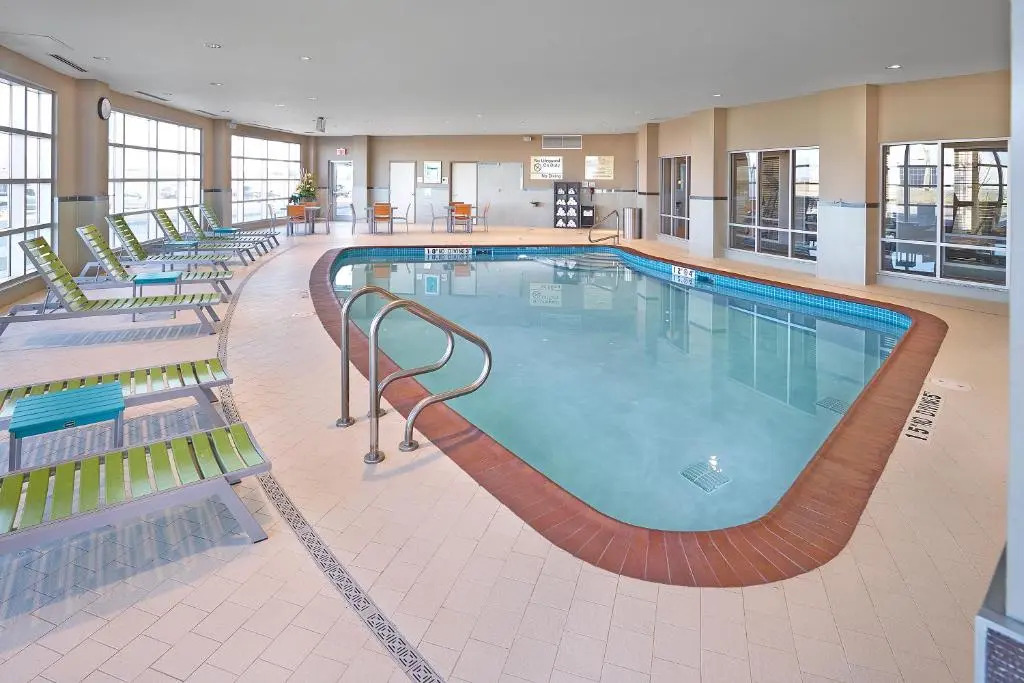 Homewood Suites Calgary Airport