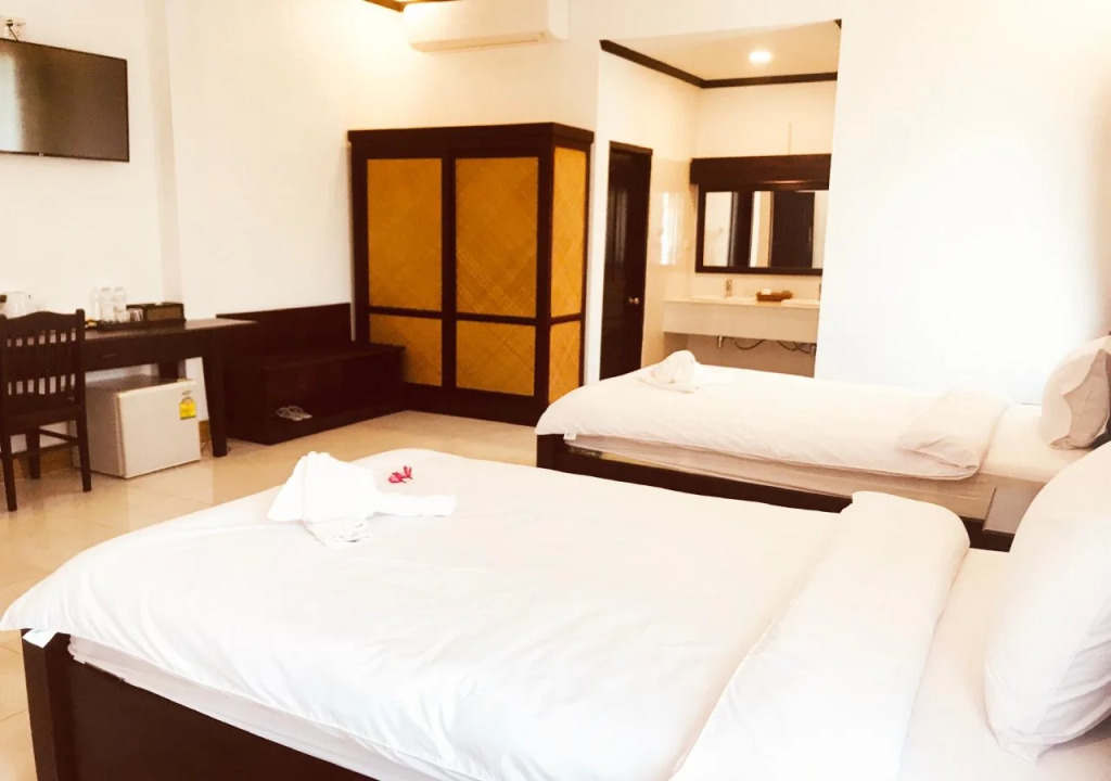 Khung City Hotel