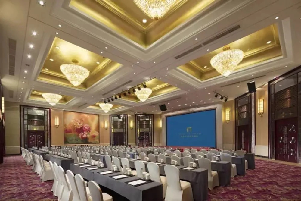 Maison New Century Hotel Cixi
