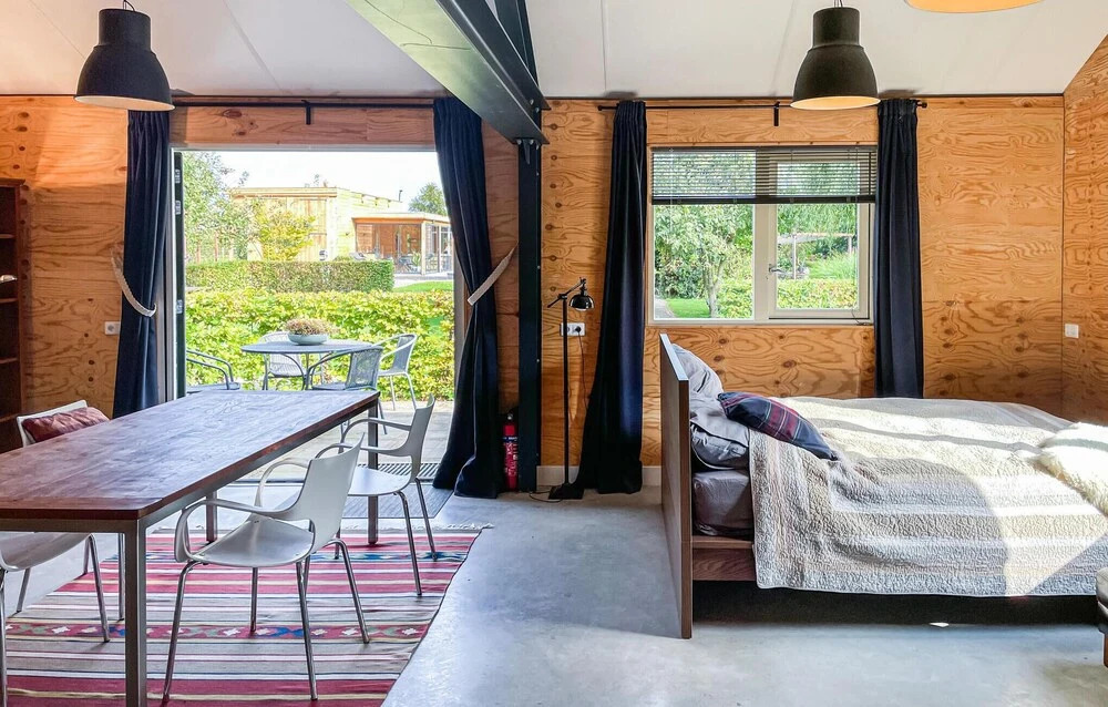 Nice Home in Loosdrecht With Wifi