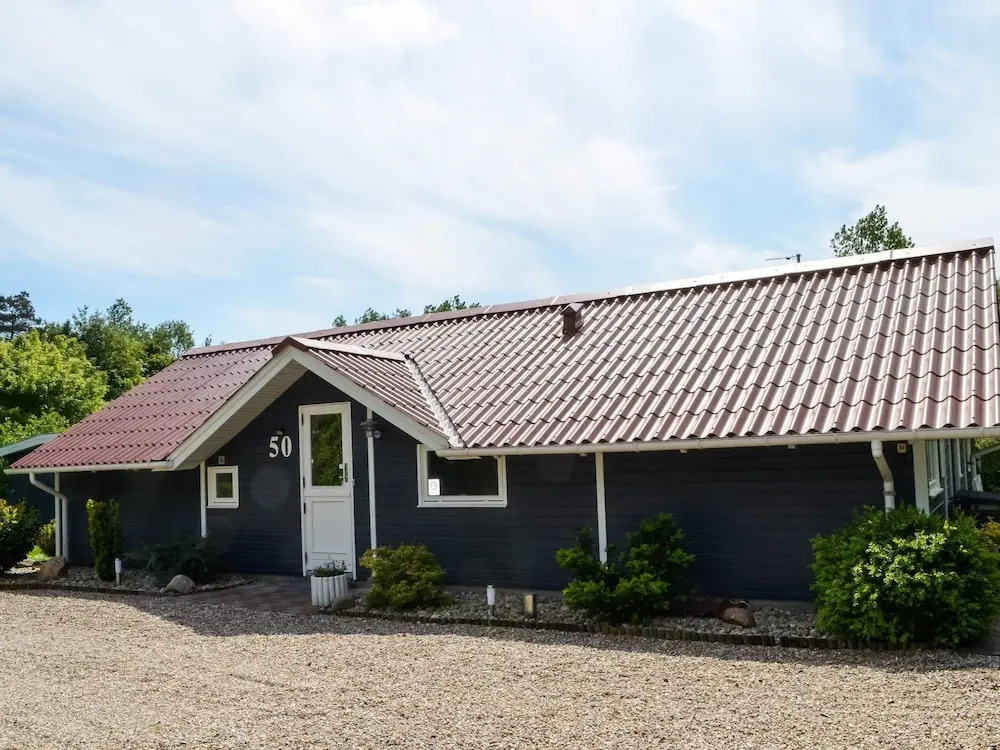 6 Person Holiday Home in Oksbol