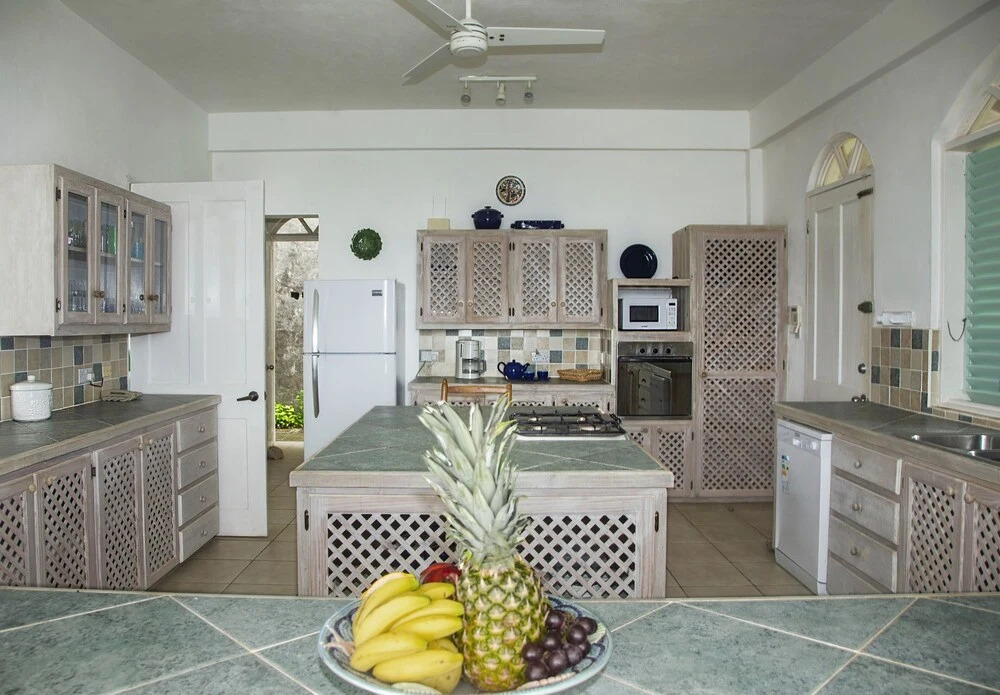 Zephyr Hill - 4 bedroom Villa with awe inspiring views 4 Villa by RedAwning