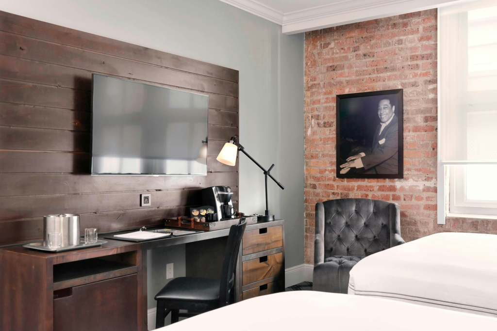 Q&C Hotel and Bar New Orleans, Autograph Collection
