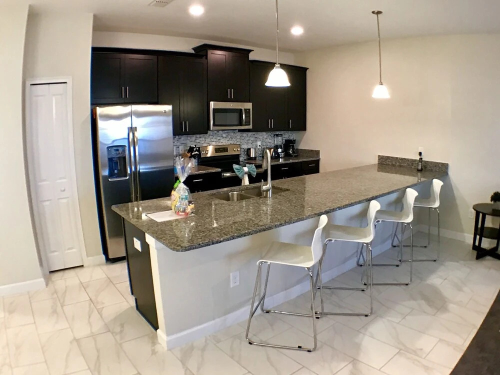 3109 Storey Lake Resort  41270/44281