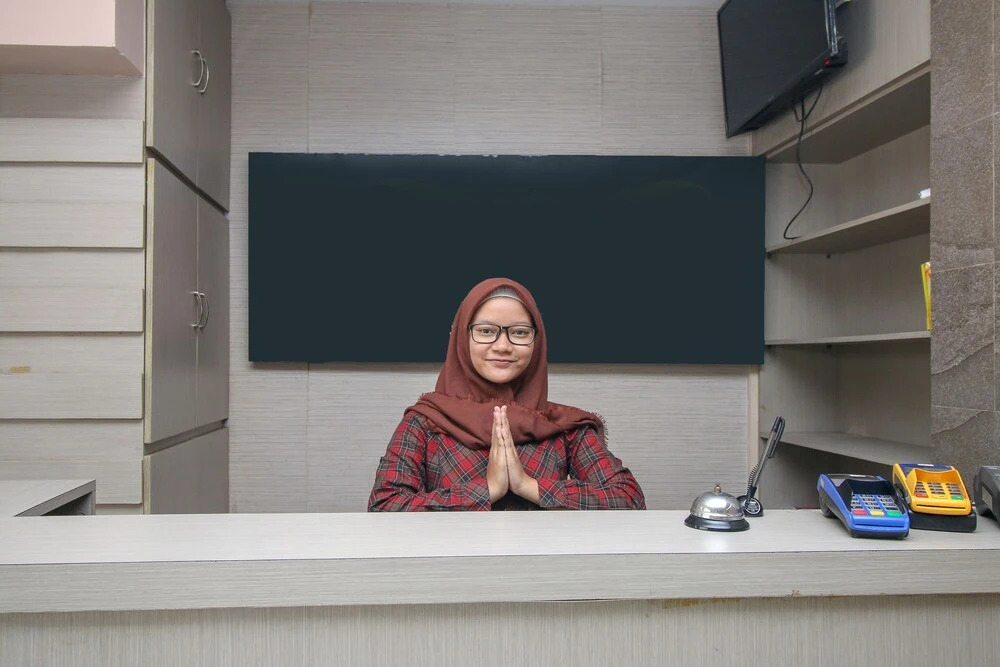Airy Stasiun Purwosari Merpati 39B Solo