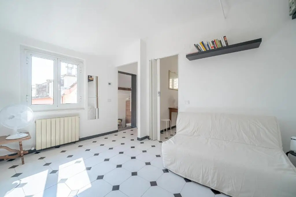 NEW!Apt 2 min walk from the Beach of Voltri