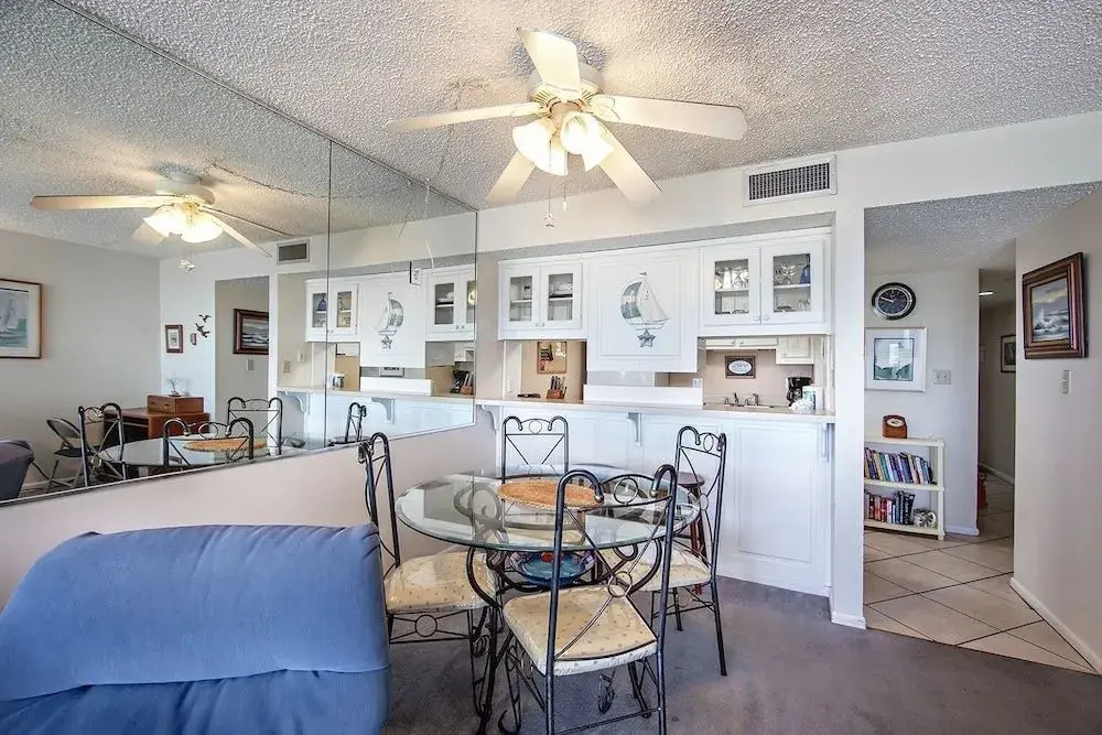 Gulf Shore Condo #217 - 1 Br condo by RedAwning