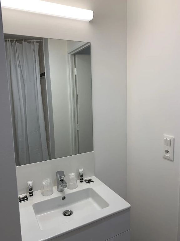 MoovAppart Hotel Clichy