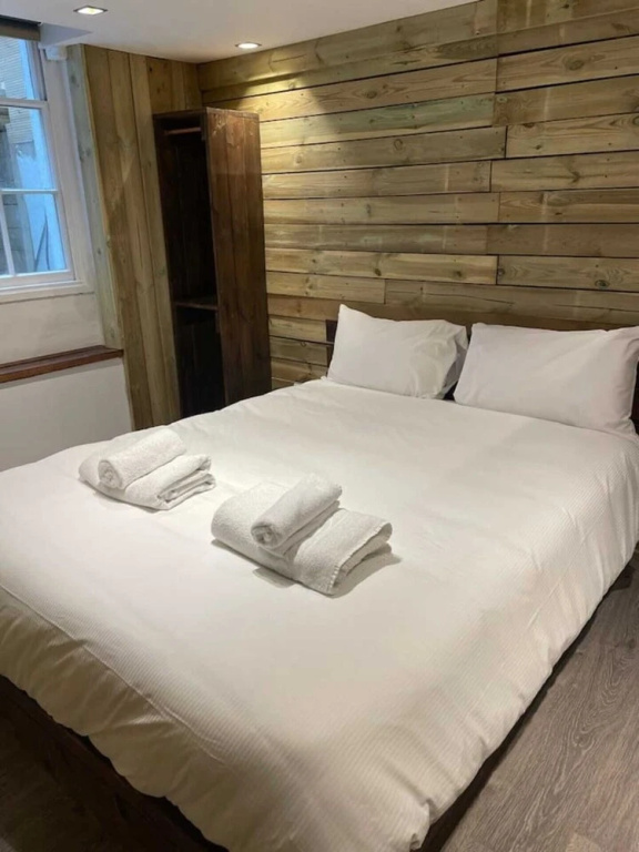 Seaside 1 Bedroom Carbon Neutral Apartment in Brighton