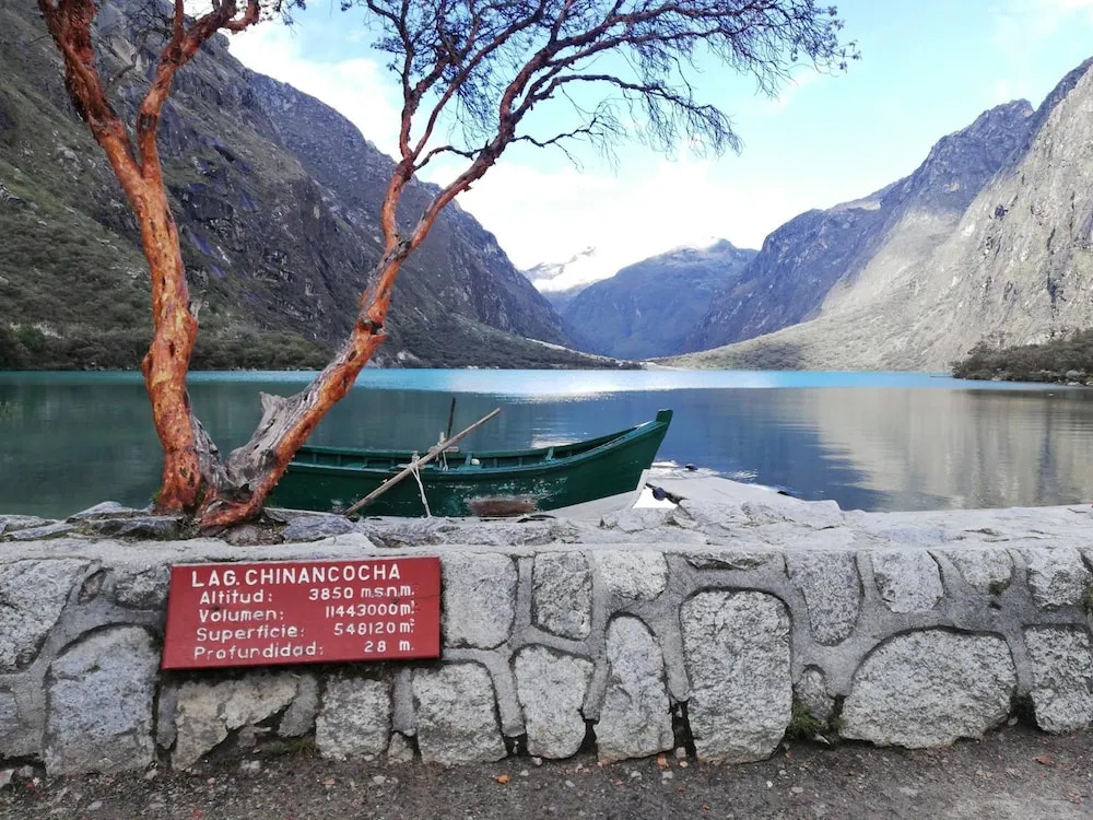 Artesonraju Hostel Huaraz