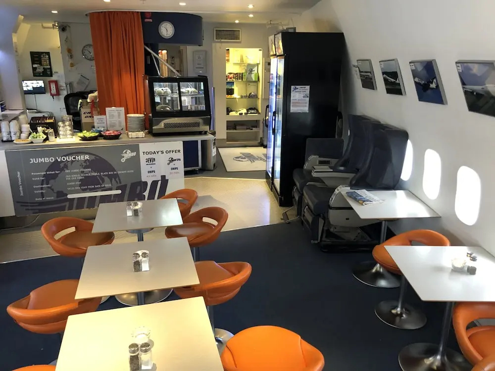 Jumbo Stay - Hostel