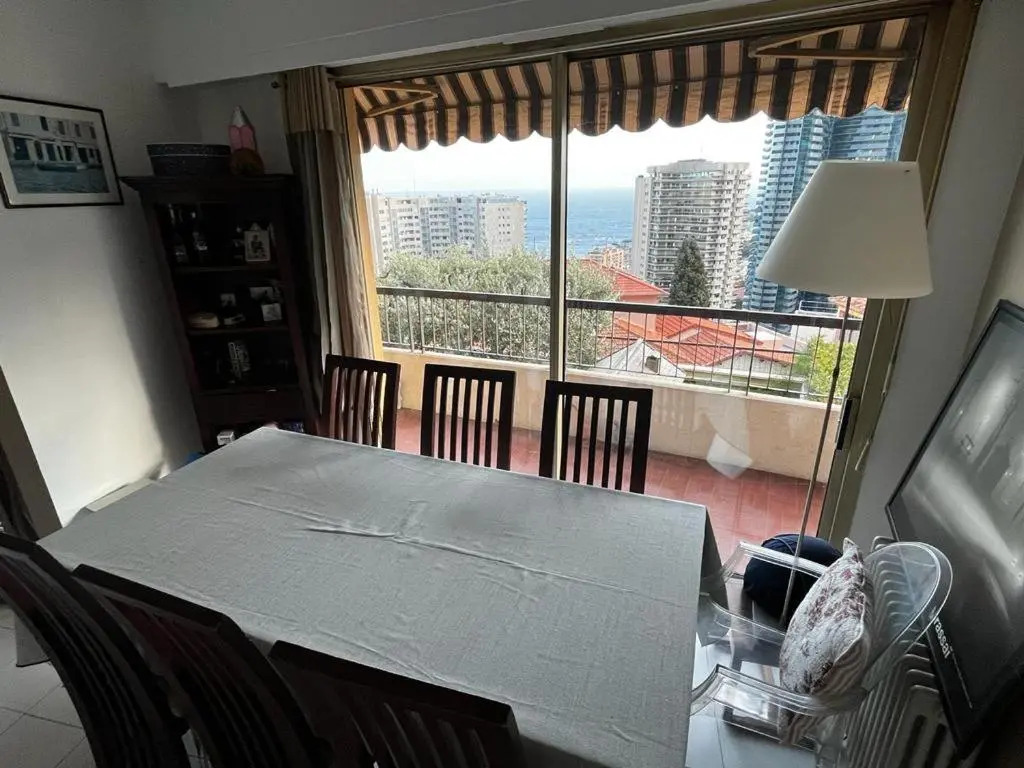 Une terrasse sur Monaco logement 2 chambre