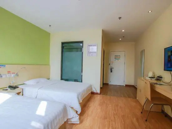 7Days Inn Wuhan Jiangxia District Shiji Square Branch