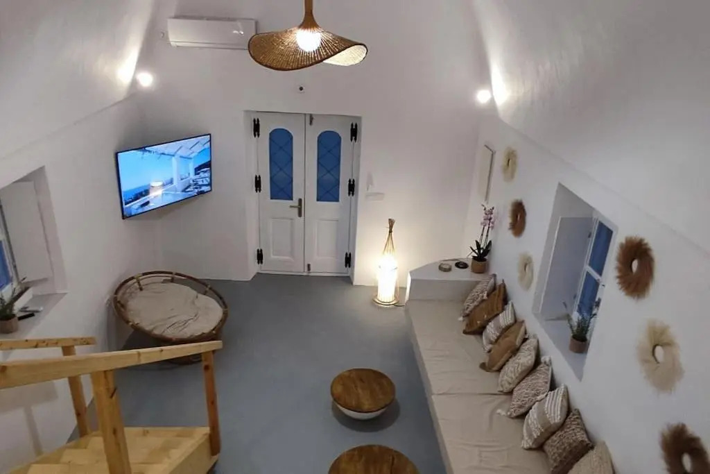 Red beach Harmony Suites Stone house