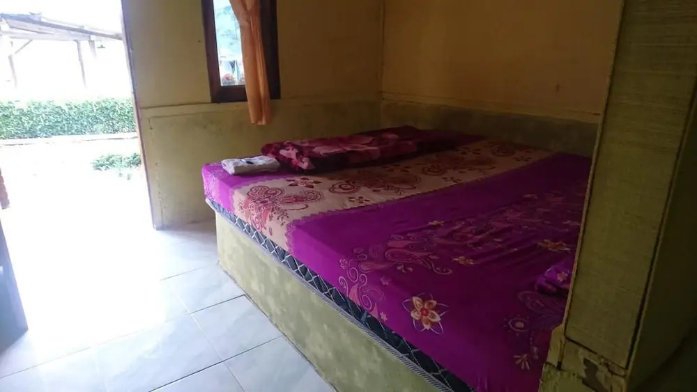 Penginapan Gambo