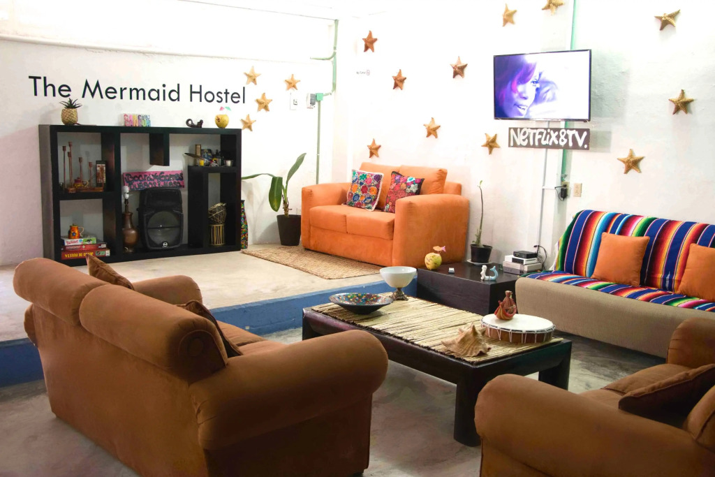 The Mermaid Hostel Downtown - Adults Only